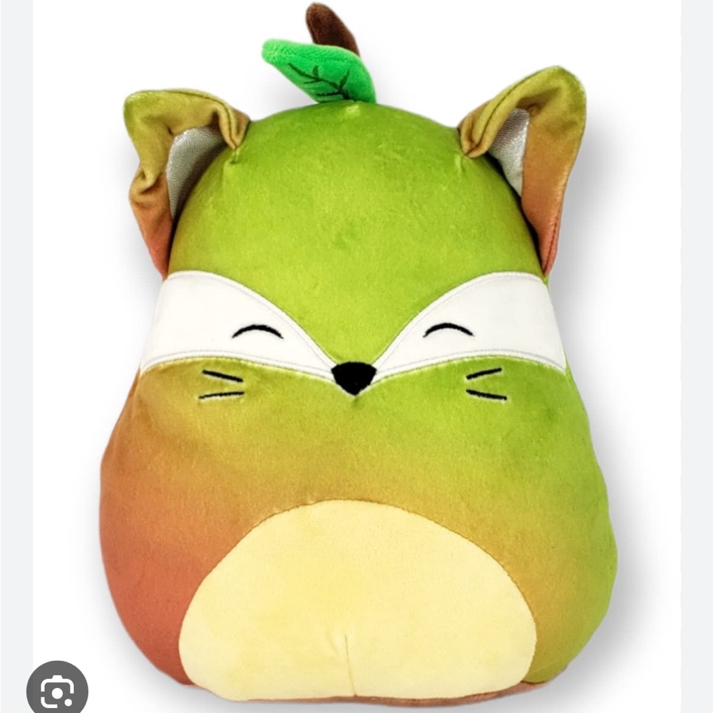 I am selling a squshmellow.